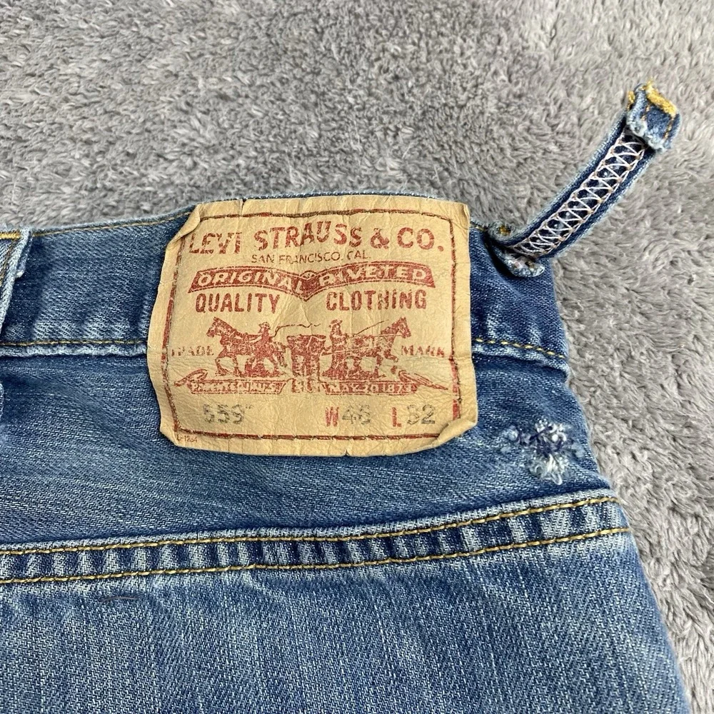 Levis 559 Relaxed Straight Jeans Mens 46x32‎ Blue Medium Wash High Rise